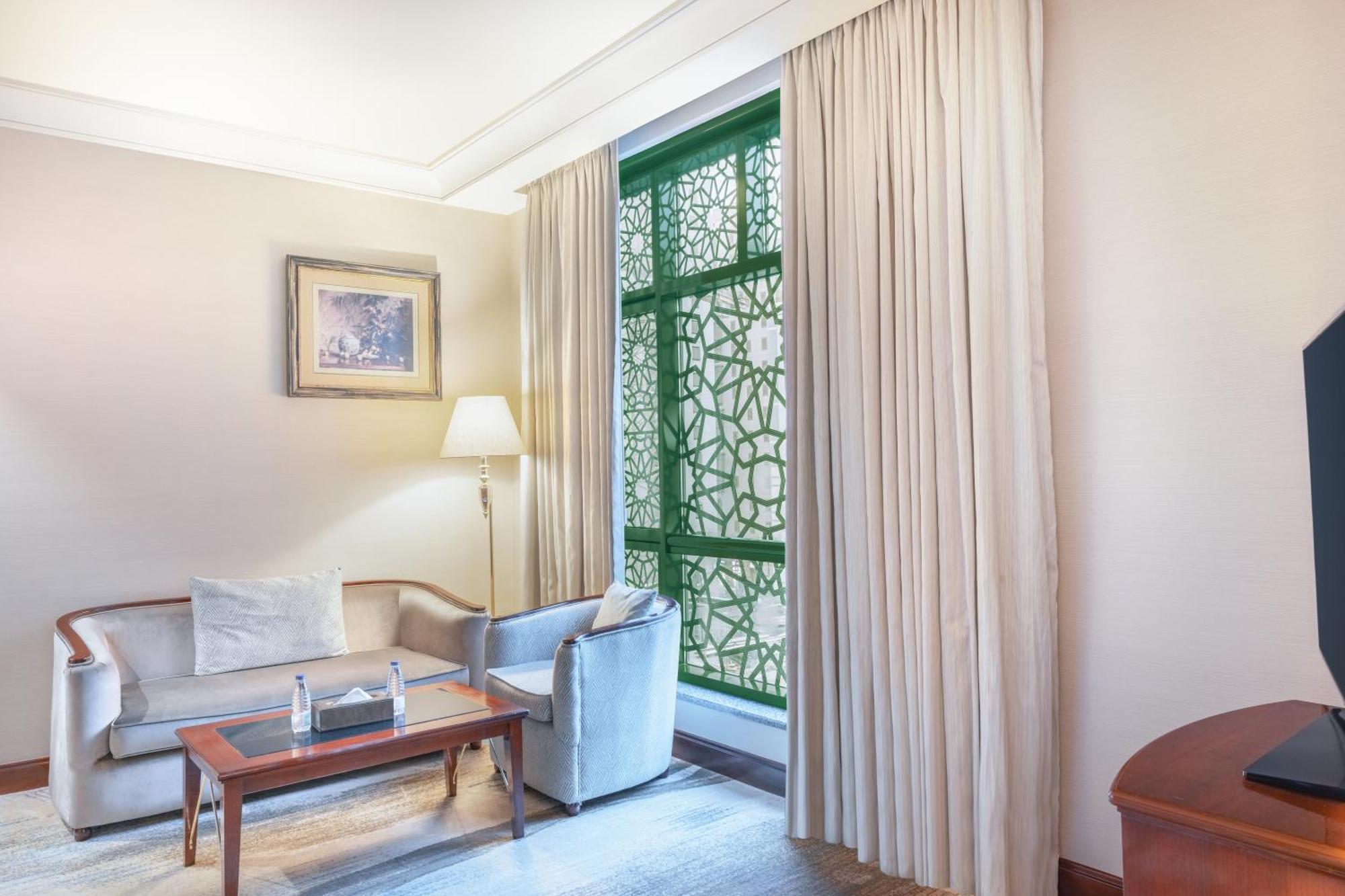 Hotel Madinah Hilton 5*