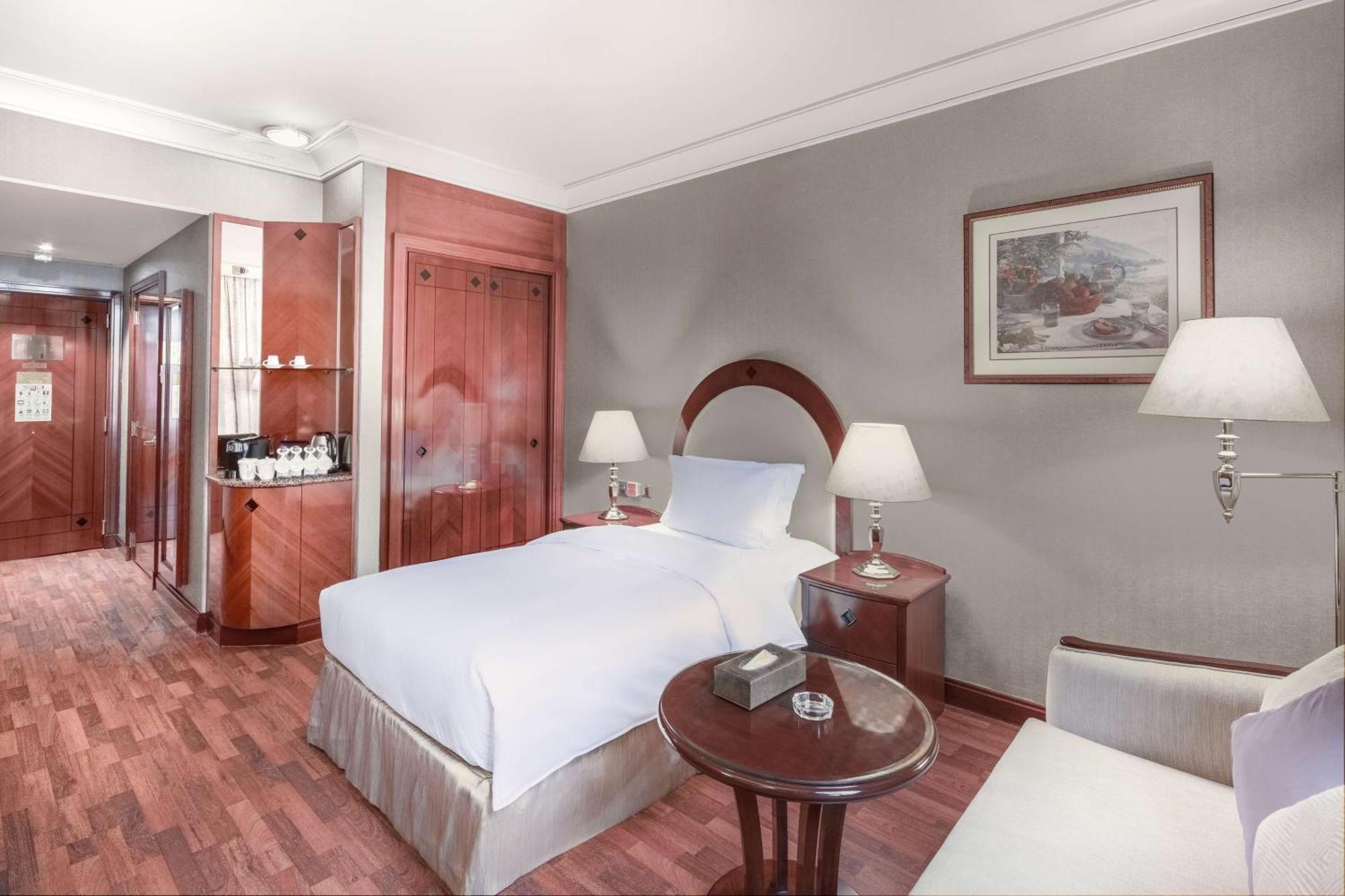 Hotel Madinah Hilton
