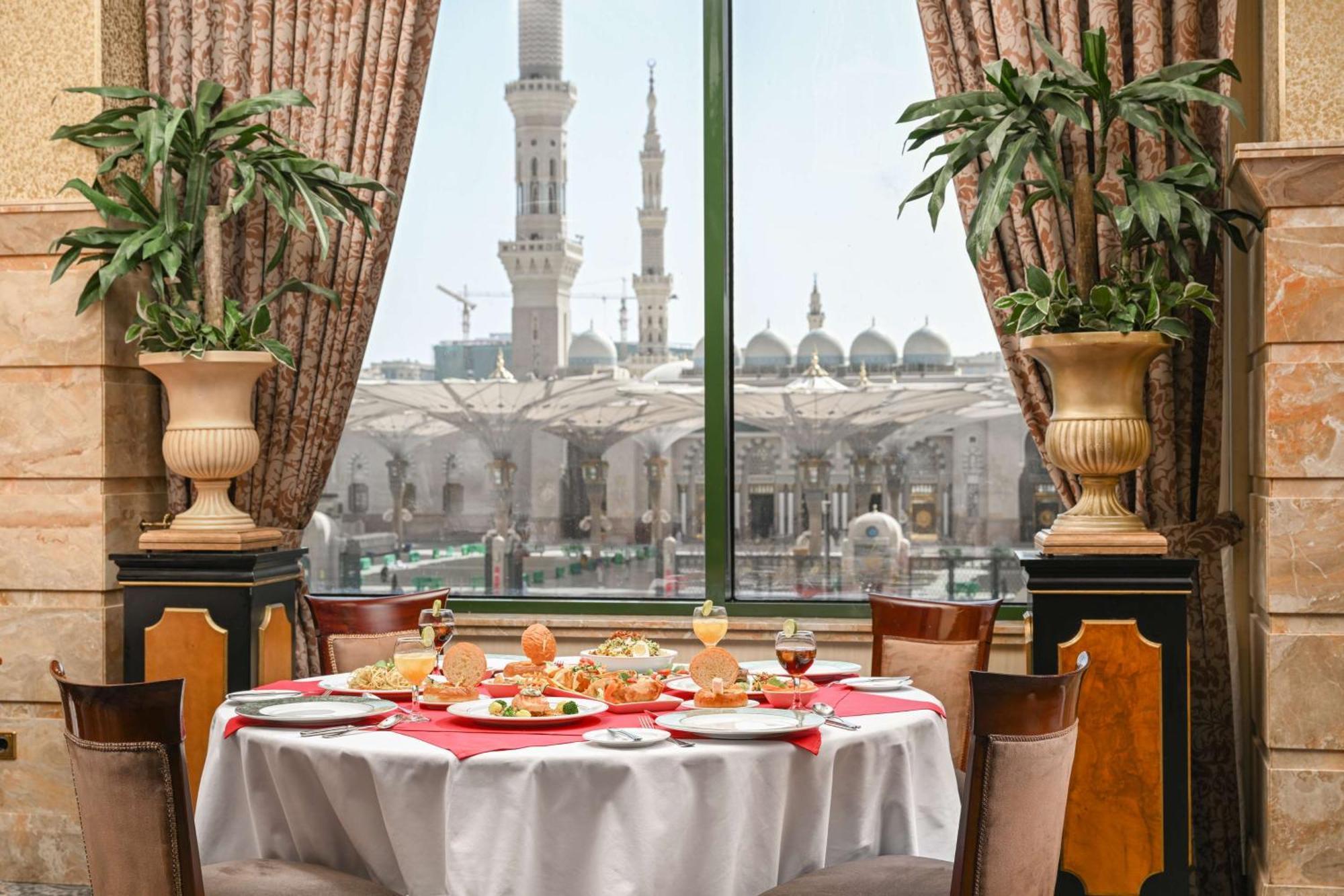 Madinah Hilton Hotel 5*