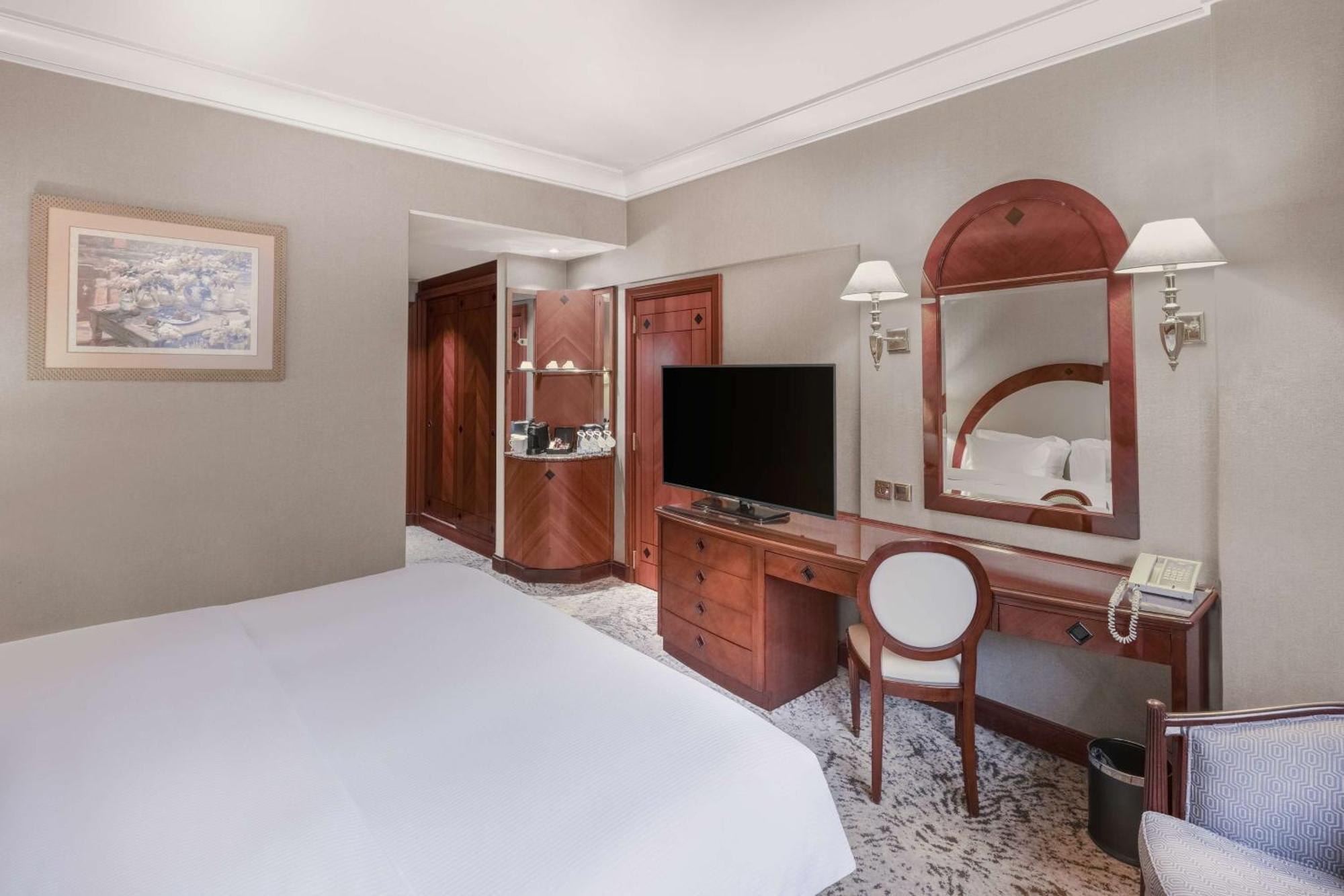 Madinah Hilton Hotel 5*