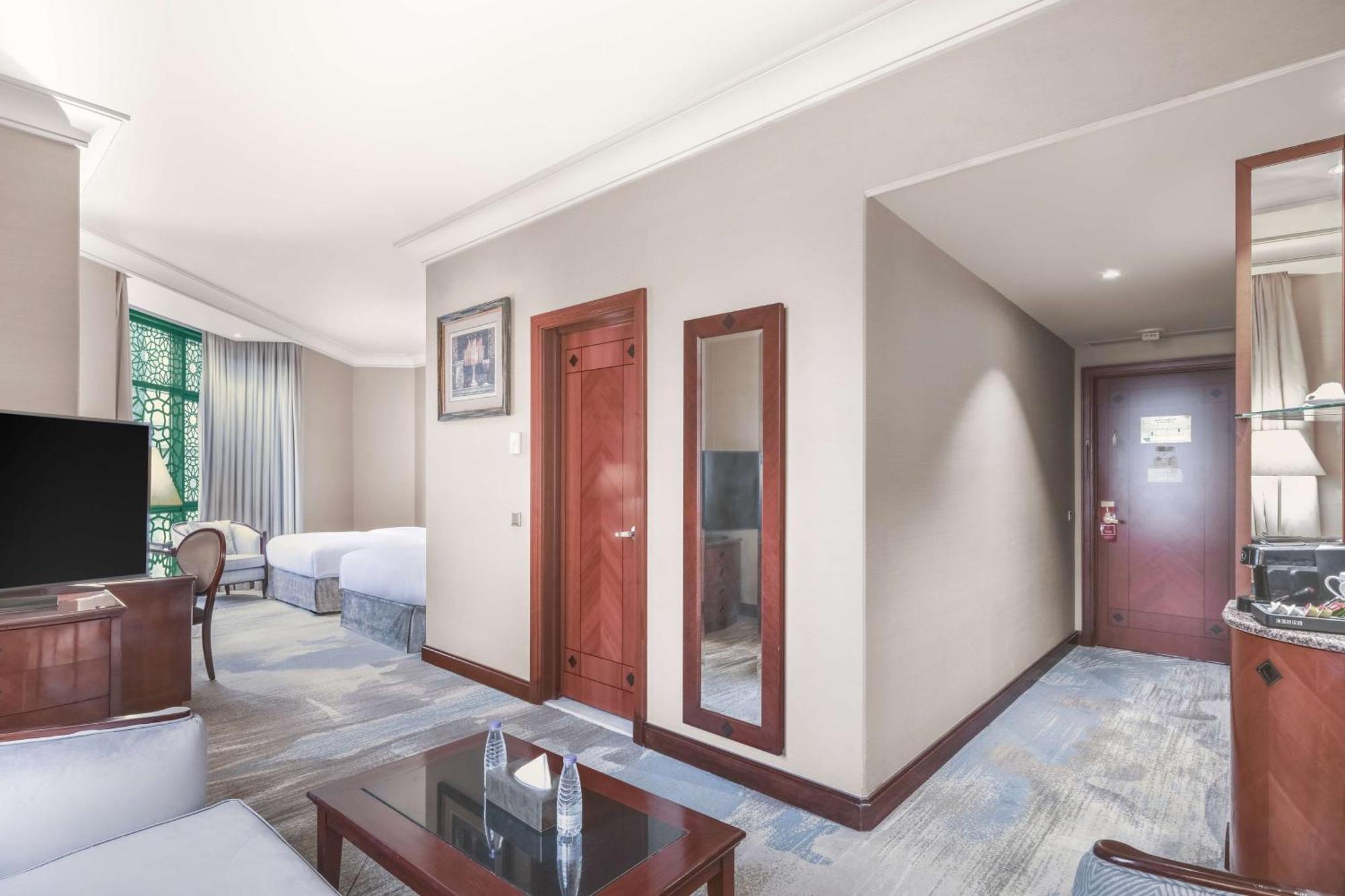 Madinah Hilton 5* Medina